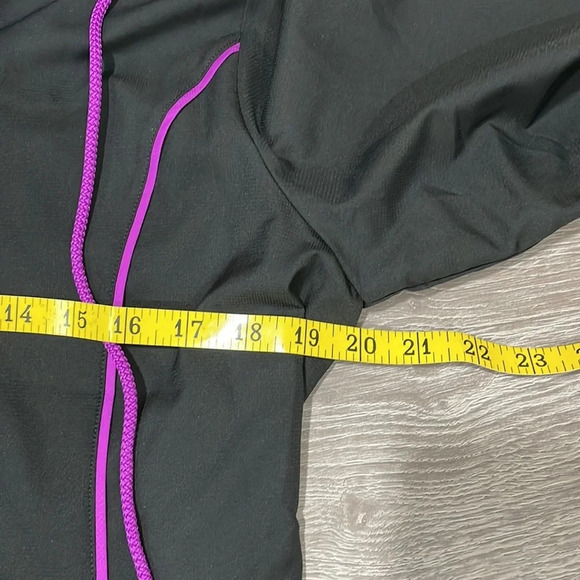 Reebok Athletic Full Zip Jacket Black and Purple M - Picture 12 of 16